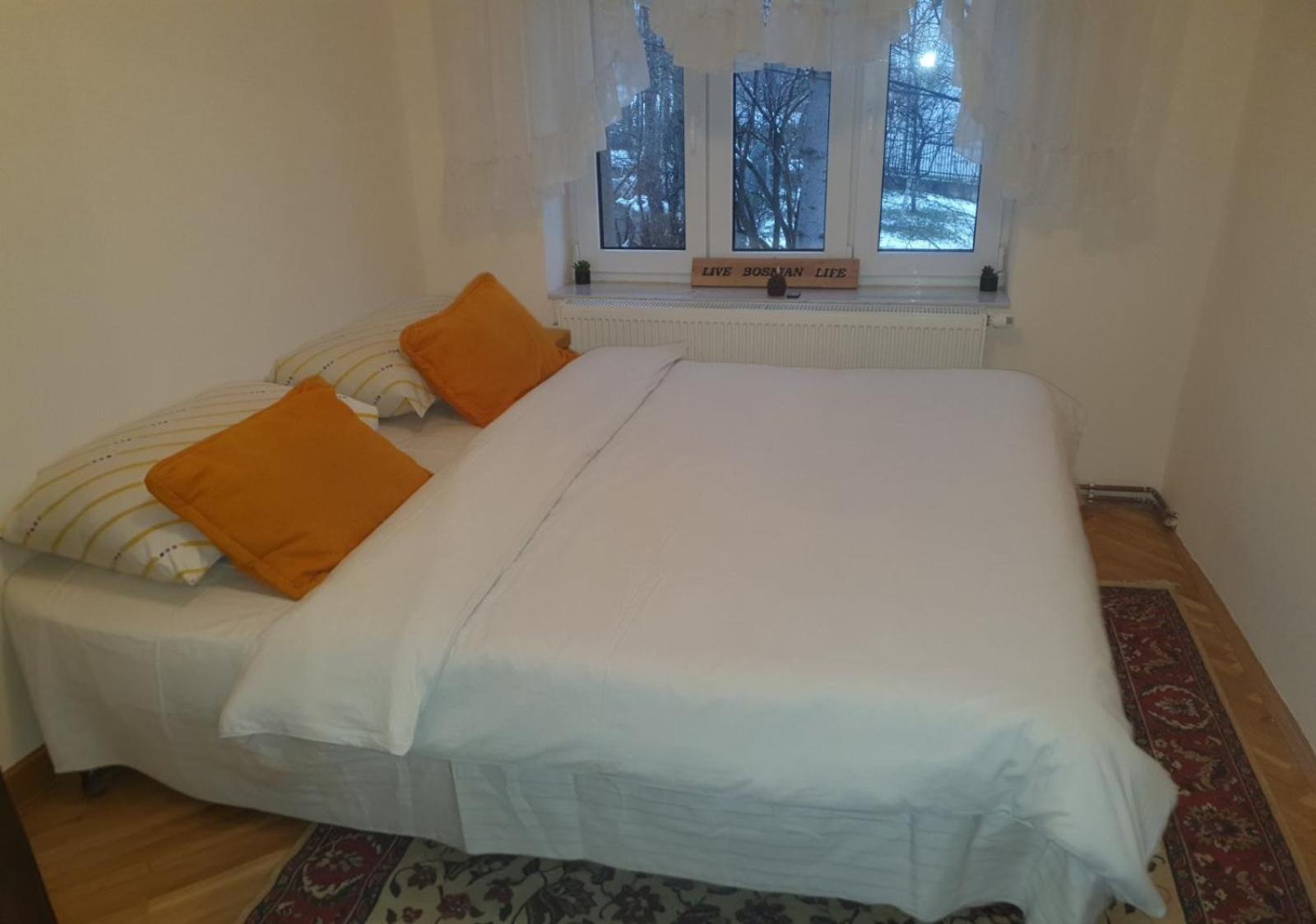 Live Bosnian Life Appartement SJJ Buitenkant foto