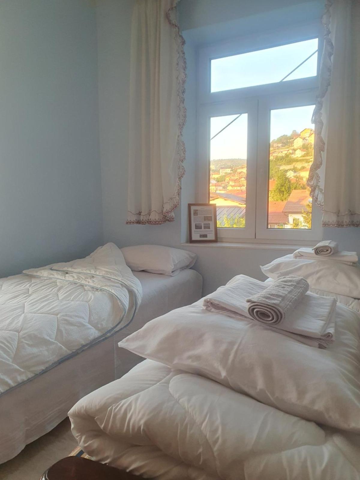 Live Bosnian Life Appartement SJJ Buitenkant foto